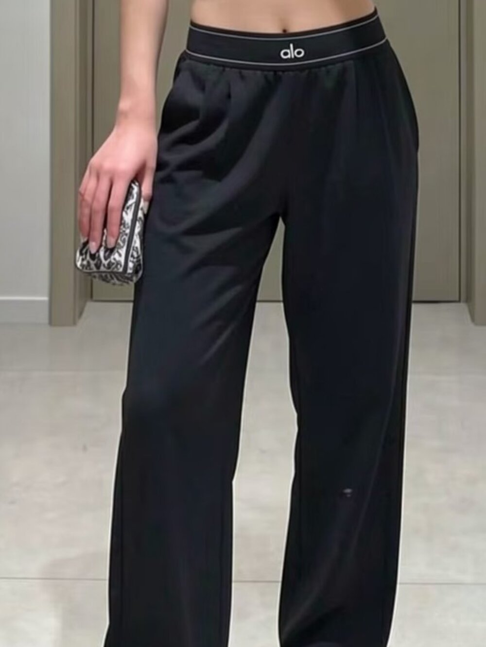 NWT 🍋ALO Yoga Suit Up Trouser Black Relaxed Pleated Workout Trouser💫